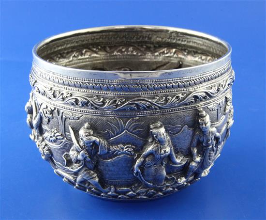 A late 19th/early 20th century Burmese silver bowl, 16.5 oz.